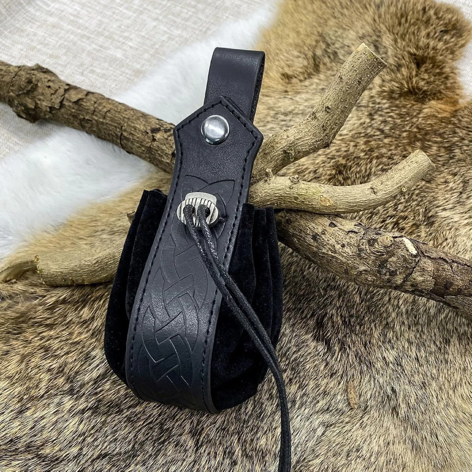 3 Pcs Halloween Renaissance Belt Pouch Coin Purse Phone Holder Skirt Hikes Medieval Viking Pirate Leather Belt Costume Sets (01-Black)