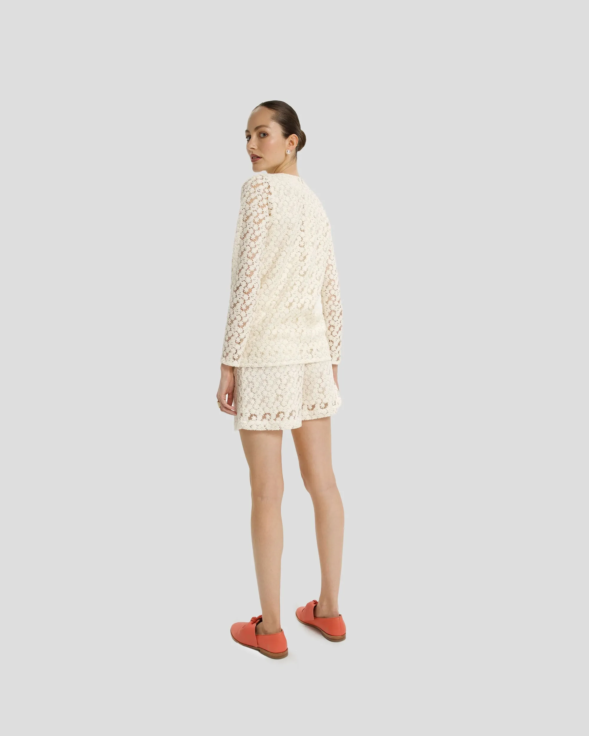 Cloud Top in Albatre Lace
