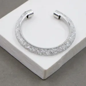 Crystal and metallic thread open  bangle
