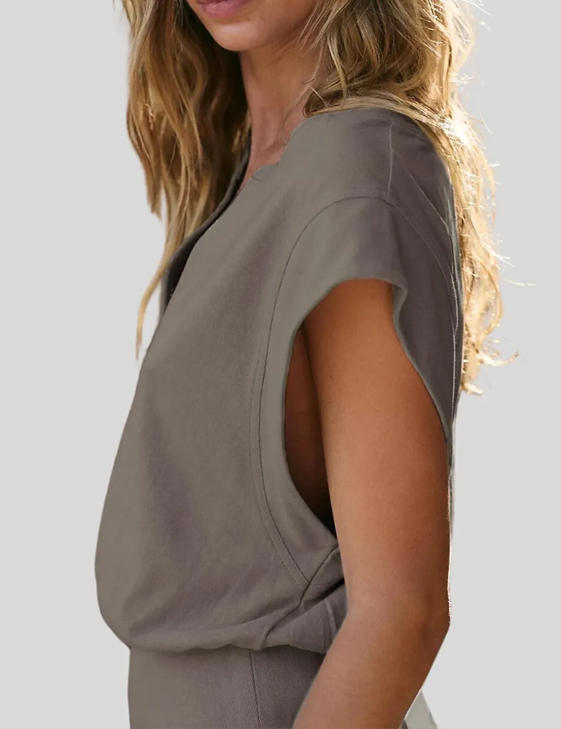 InterNos Womens Summer Mini Dress Lightweight V Neck Cap Sleeves A-Line Casual Athletic Dress