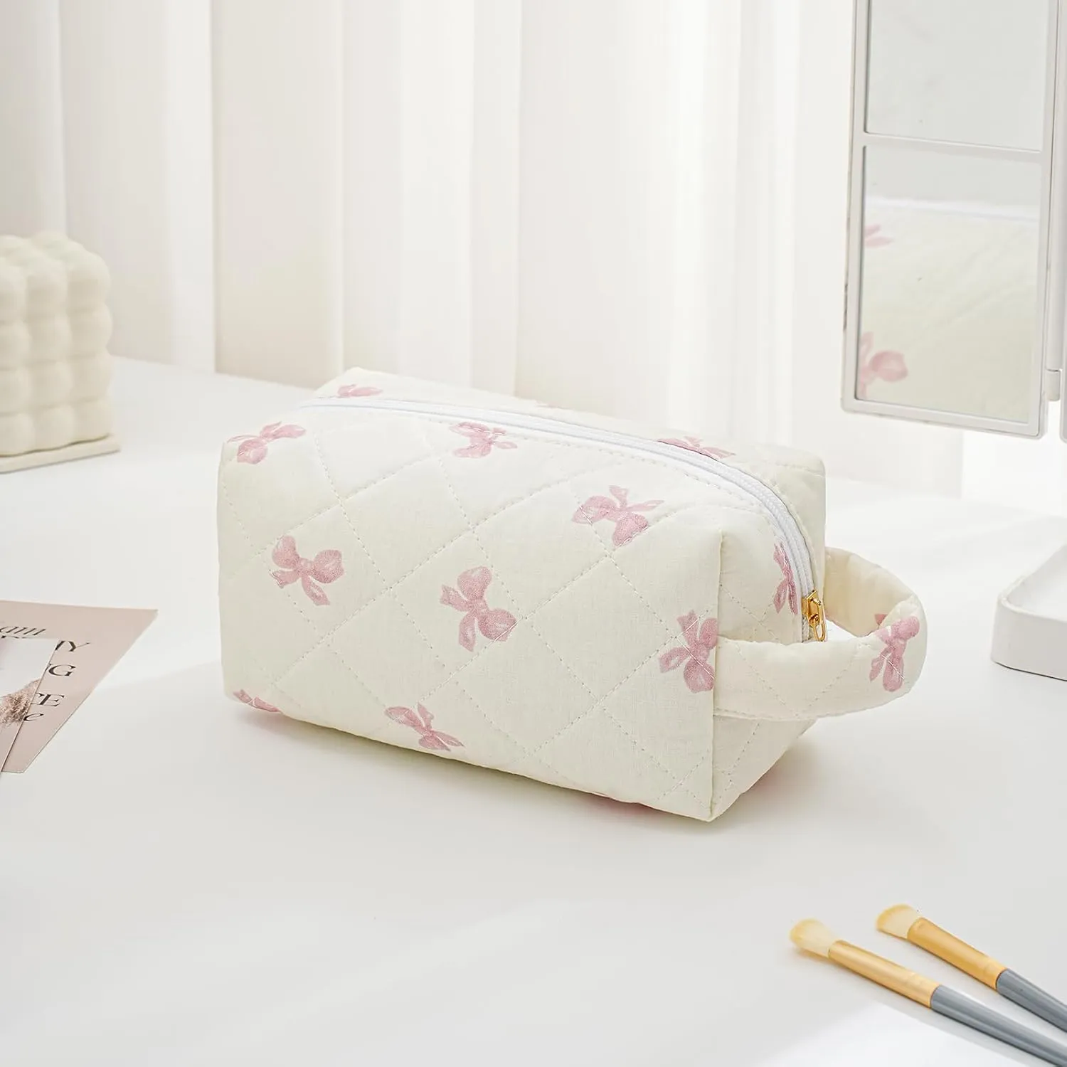 JOVAKIT Travel Makeup Bag Cosmetic Bag for Women, Fashion Christmas Gifts, Floral Flowers Coquette Toiletry Bag with Handle, Zipper Make Up Pouch Organizer Bag Trendy Stuff (Pink Bow Tie)
