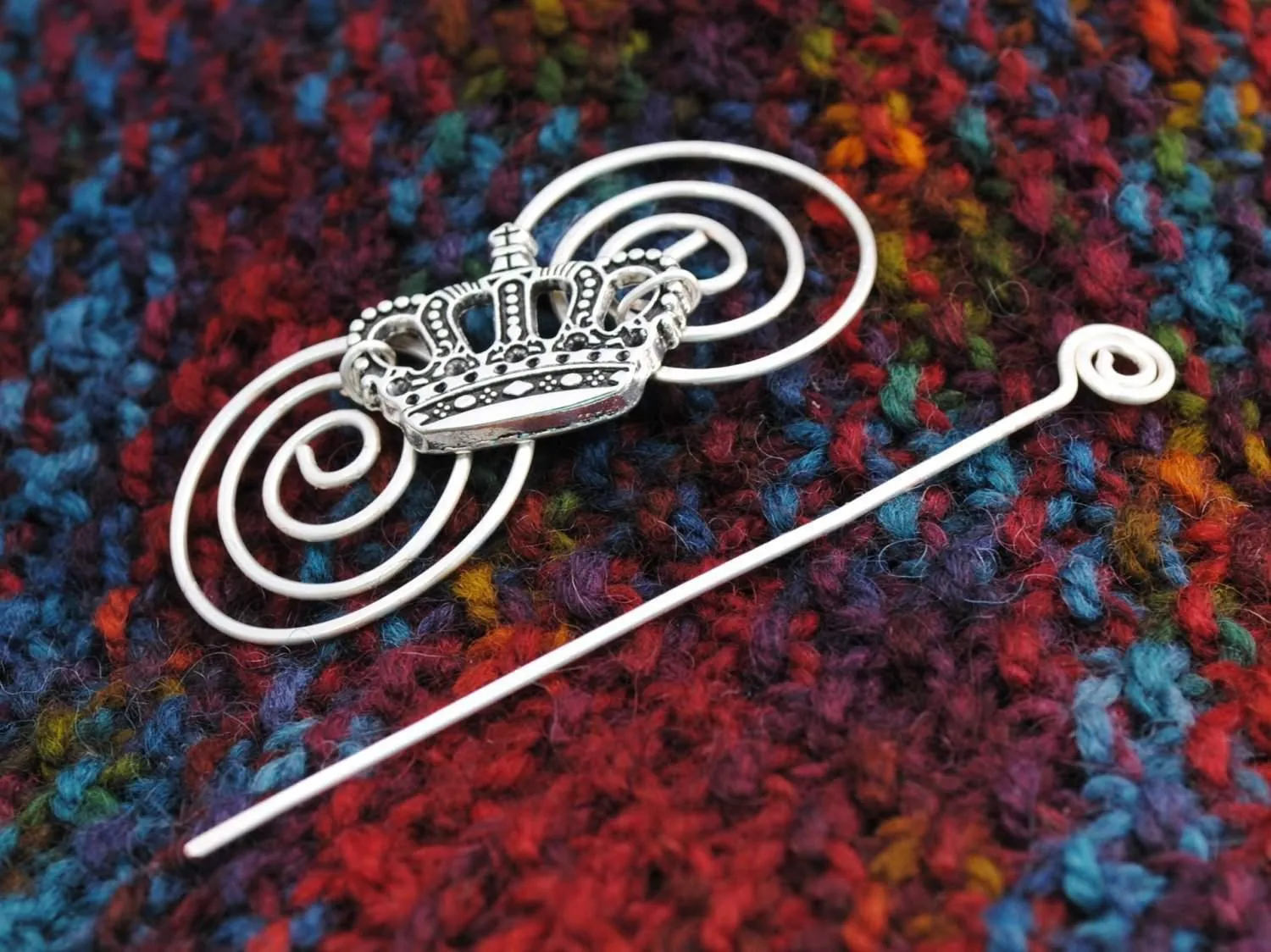 Royal Shawl Pin - Charmed Silver Fandoms